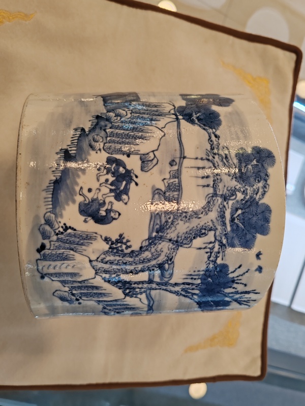 古玩陶瓷青花人物故事紋筆筒拍賣，當前價格18000元