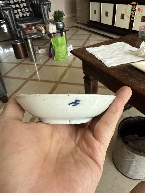 古玩陶瓷青花盤真品鑒賞圖