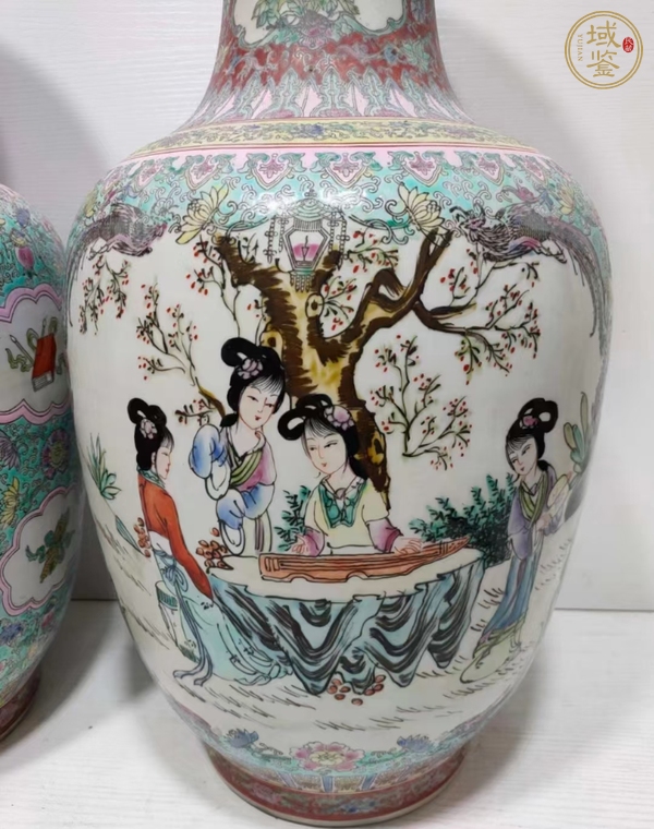 古玩陶瓷粉彩仕女人物撇口瓶真品鑒賞圖
