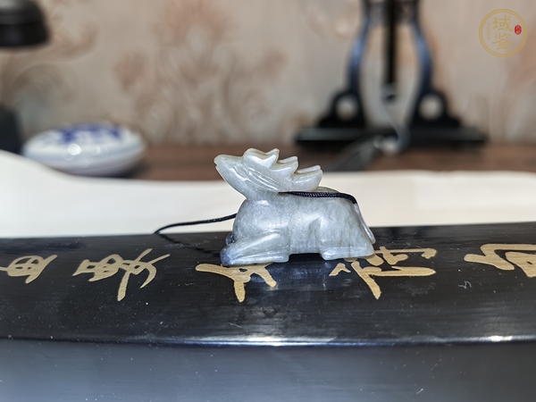 古玩玉器和田玉雕“臥鹿”真品鑒賞圖