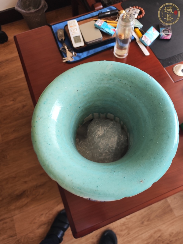 古玩陶瓷同治細(xì)路粉彩瓶真品鑒賞圖