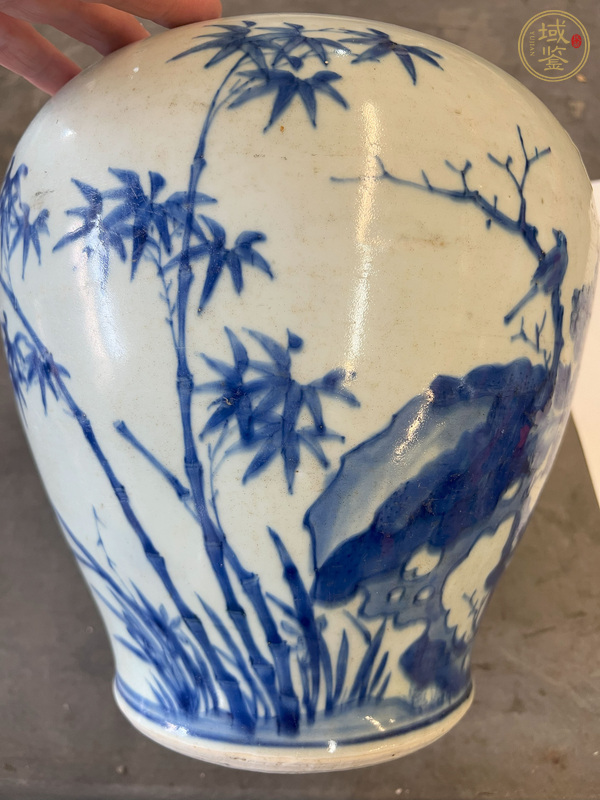 古玩陶瓷青花花卉紋罐真品鑒賞圖
