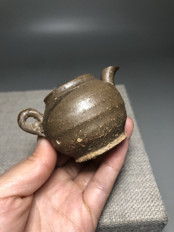 古玩陶瓷【元代】醬釉水滴【文房雅器】【路份高，收藏價值好】拍賣，當前價格0元