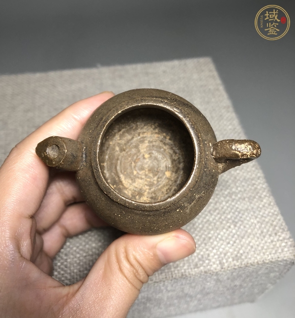 古玩陶瓷醬釉水滴真品鑒賞圖