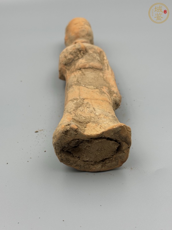 古玩陶瓷唐·男俑真品鑒賞圖