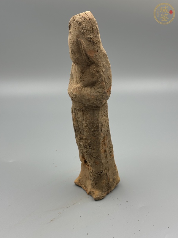 古玩陶瓷唐·風帽俑真品鑒賞圖
