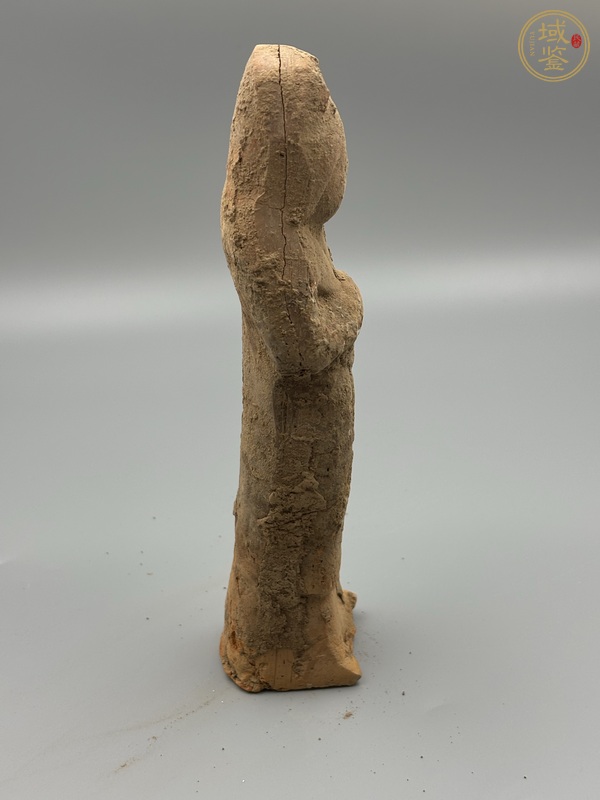 古玩陶瓷唐·風帽俑真品鑒賞圖