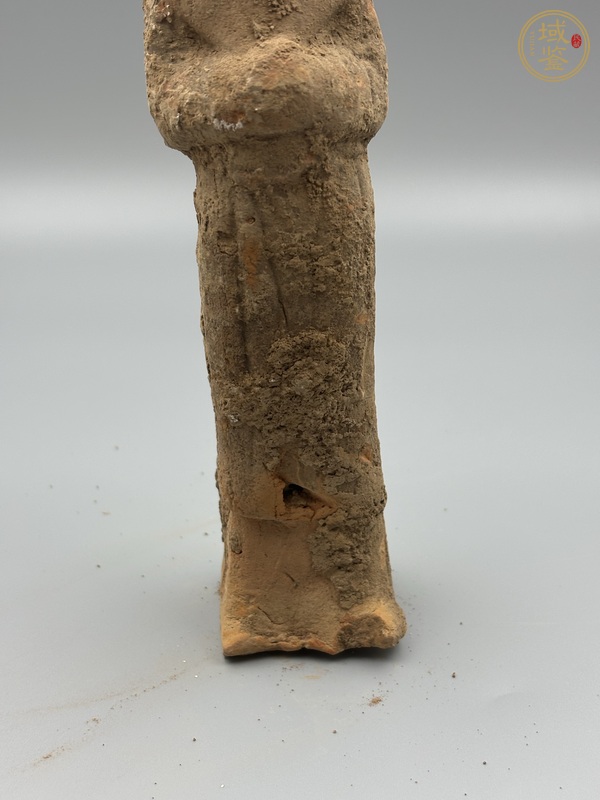 古玩陶瓷唐·風帽俑真品鑒賞圖