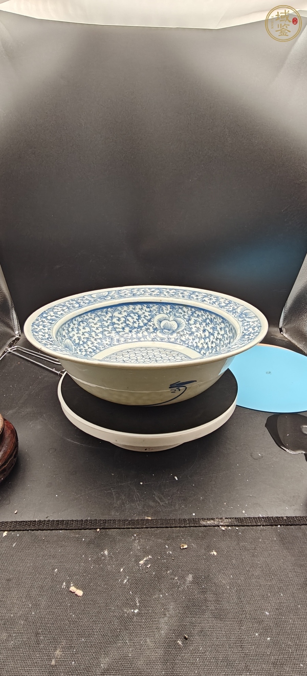古玩陶瓷青花盆真品鑒賞圖