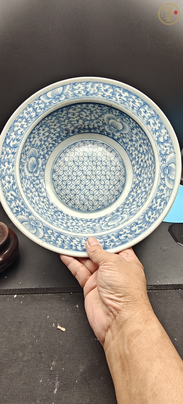 古玩陶瓷青花盆真品鑒賞圖