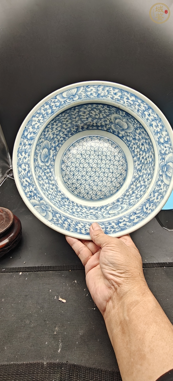 古玩陶瓷青花盆真品鑒賞圖