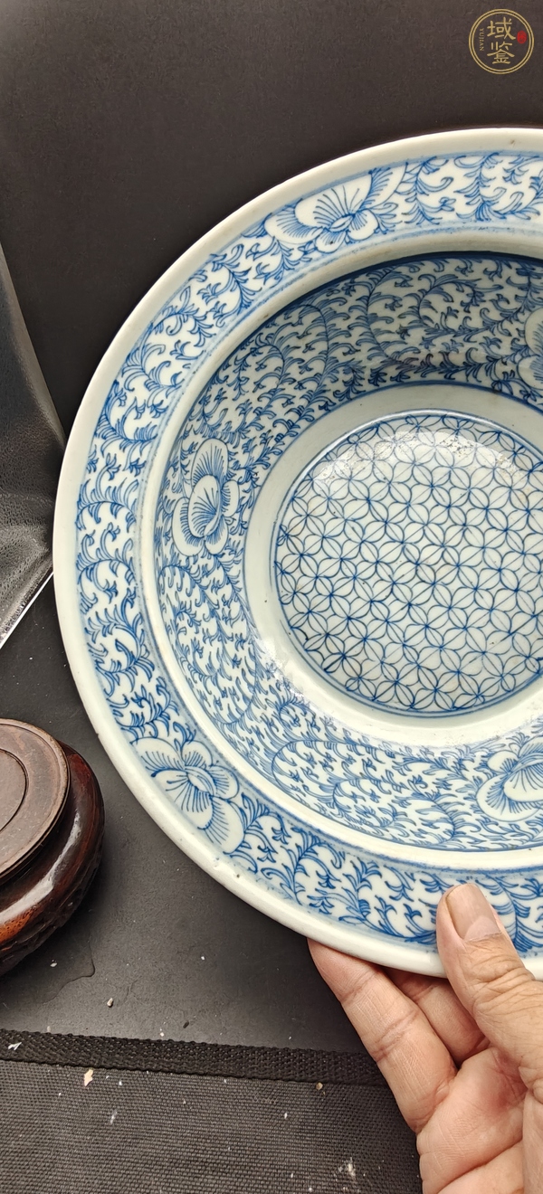 古玩陶瓷青花盆真品鑒賞圖