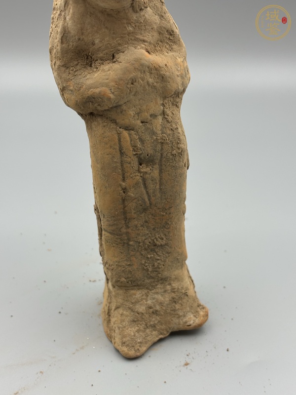 古玩陶瓷唐·風帽俑真品鑒賞圖