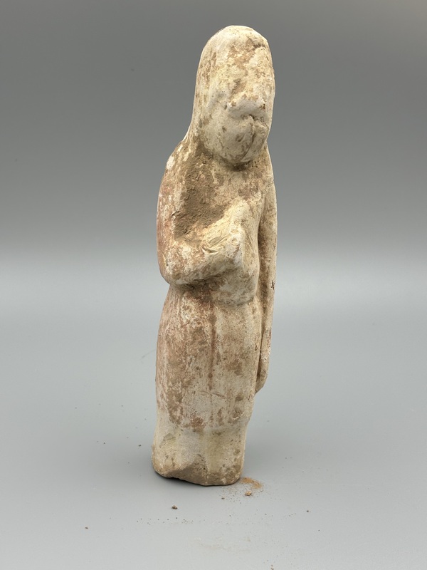 古玩陶瓷唐·白陶俑拍賣，當(dāng)前價(jià)格130元