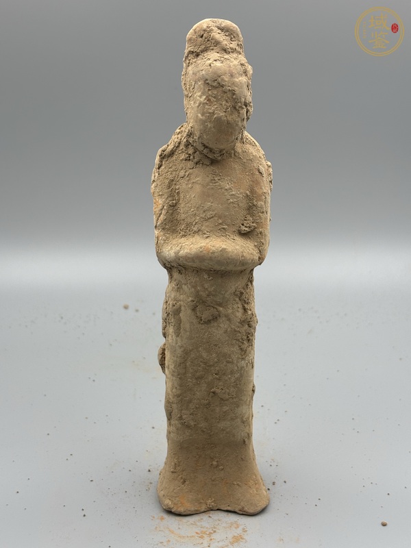 古玩唐·男俑真品鑒賞圖