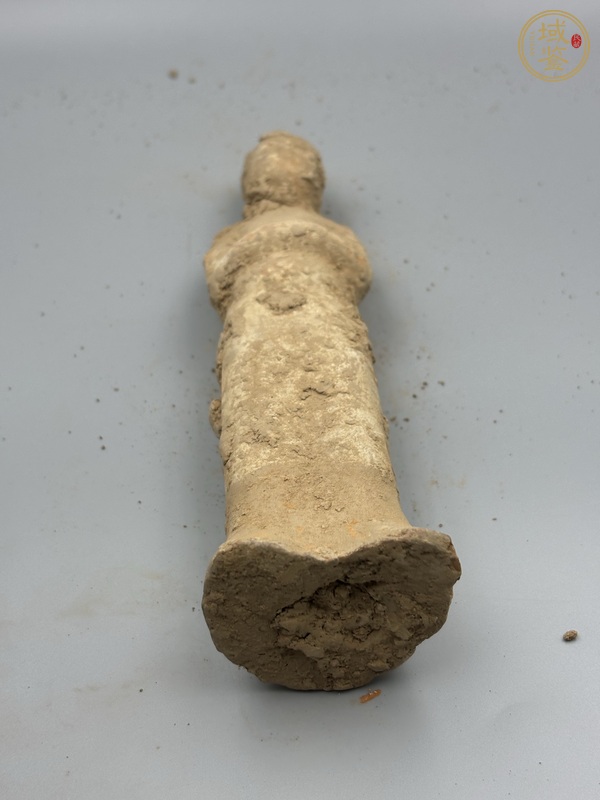 古玩陶瓷唐·男俑真品鑒賞圖