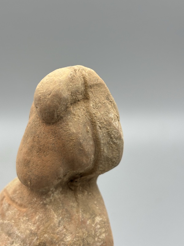 古玩陶瓷唐·高發(fā)髻婦女俑拍賣，當前價格150元