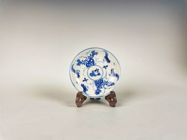 古玩陶瓷清康熙·青花斗雞圖盤拍賣，當(dāng)前價(jià)格495元
