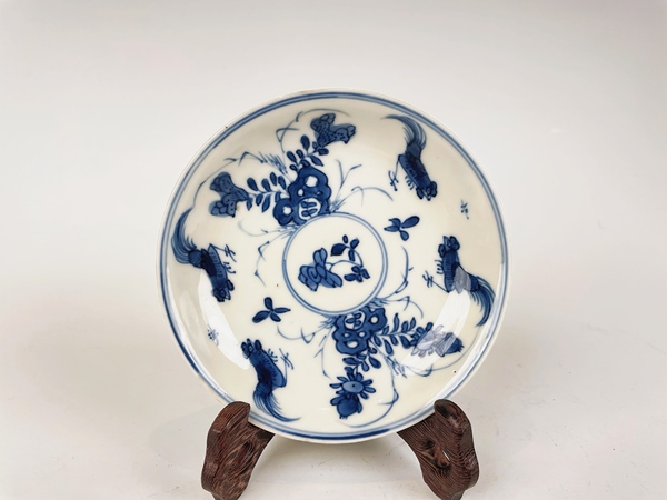 古玩陶瓷清康熙·青花斗雞圖盤拍賣，當(dāng)前價(jià)格495元