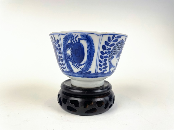 古玩嚴(yán)選清光緒·青花魚(yú)澡紋茶圓拍賣(mài)，當(dāng)前價(jià)格26480元