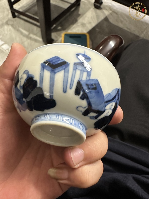 古玩陶瓷日本明治青花茶碗真品鑒賞圖