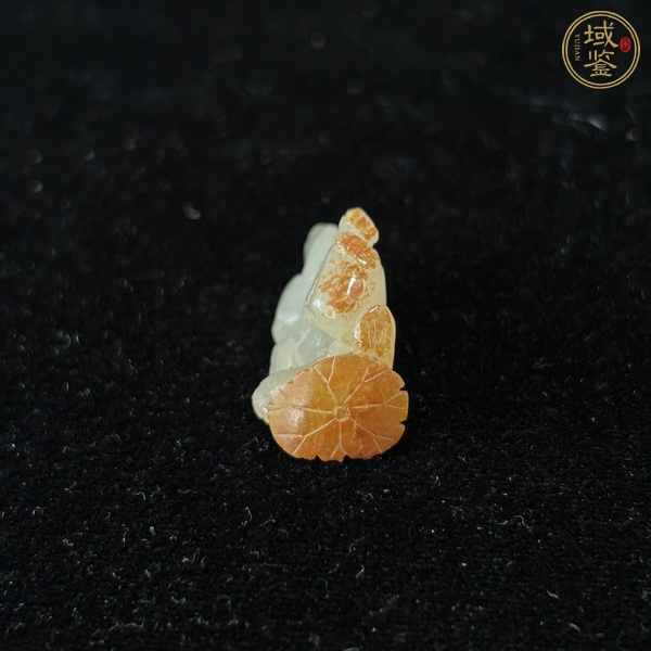 古玩玉器和田玉雕“執(zhí)荷童子”真品鑒賞圖