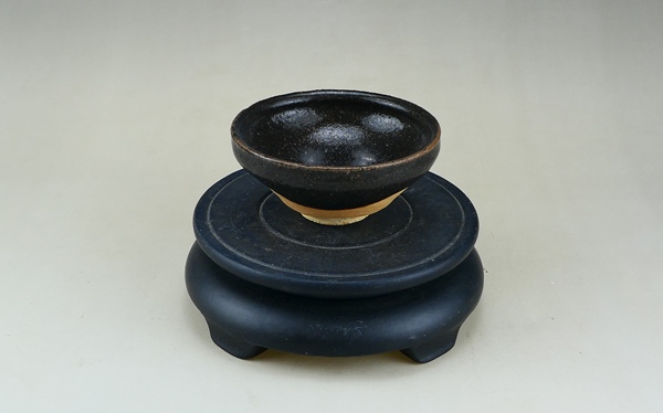古玩轉賣宋代.吉州窯黑釉茶盞(高級茶器)拍賣,當前價格699元
