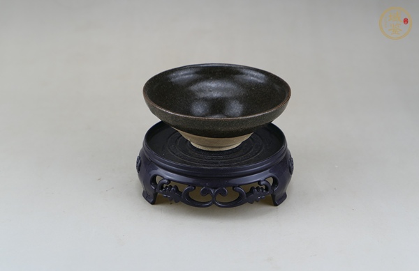 古玩陶瓷吉州窯黑釉茶盞真品鑒賞圖