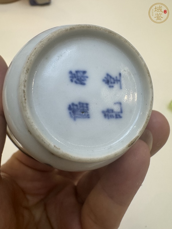古玩陶瓷八仙人物青花杯真品鑒賞圖