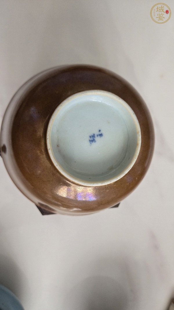 古玩陶瓷外紫金釉內(nèi)青花魚藻紋杯真品鑒賞圖