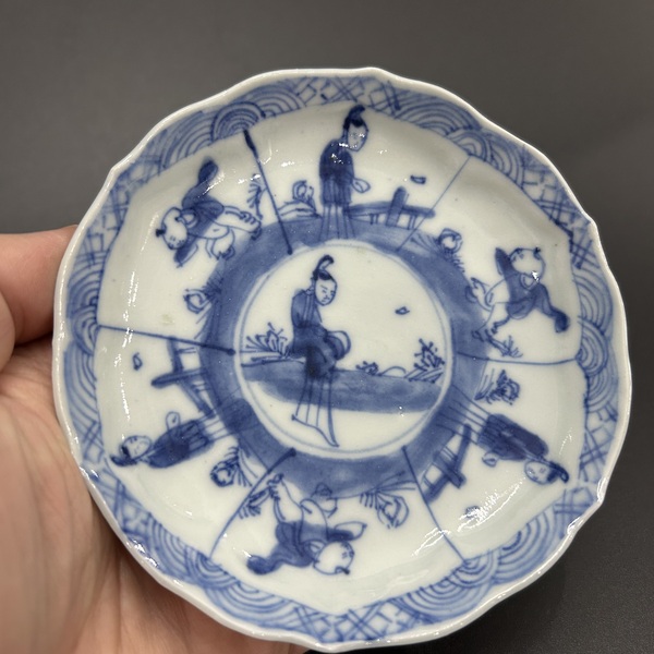 古玩陶瓷清康熙青花三娘教子圖杯碟拍賣，當前價格3200元