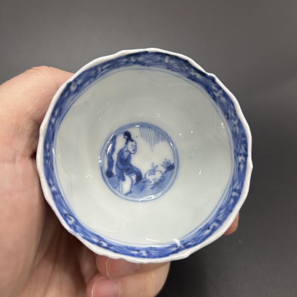 古玩陶瓷清康熙青花三娘教子圖杯碟拍賣，當前價格3200元