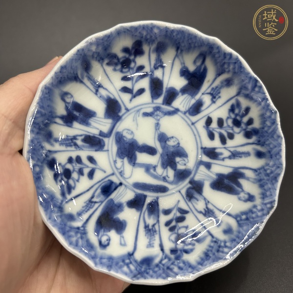 古玩陶瓷青花人物紋杯碟真品鑒賞圖