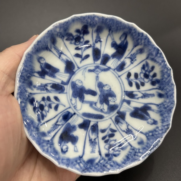 古玩陶瓷清康熙青花嬰戲人物紋杯碟拍賣，當(dāng)前價(jià)格2800元