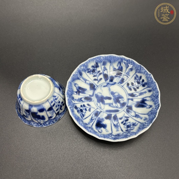 古玩陶瓷青花人物紋杯碟真品鑒賞圖