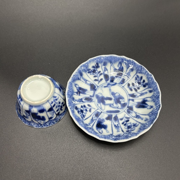 古玩陶瓷清康熙青花嬰戲人物紋杯碟拍賣，當(dāng)前價(jià)格2800元