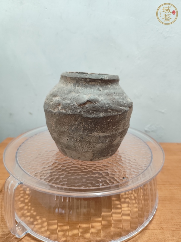 古玩陶瓷褐釉四系罐真品鑒賞圖