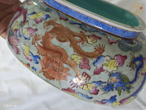 古玩陶瓷龍紋粉彩貢碗真品鑒賞圖