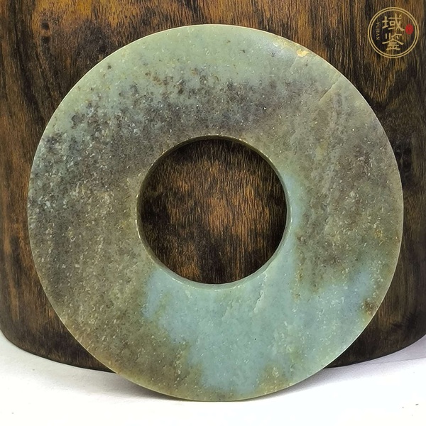 古玩馬銜山玉雕“素紋璧”真品鑒賞圖