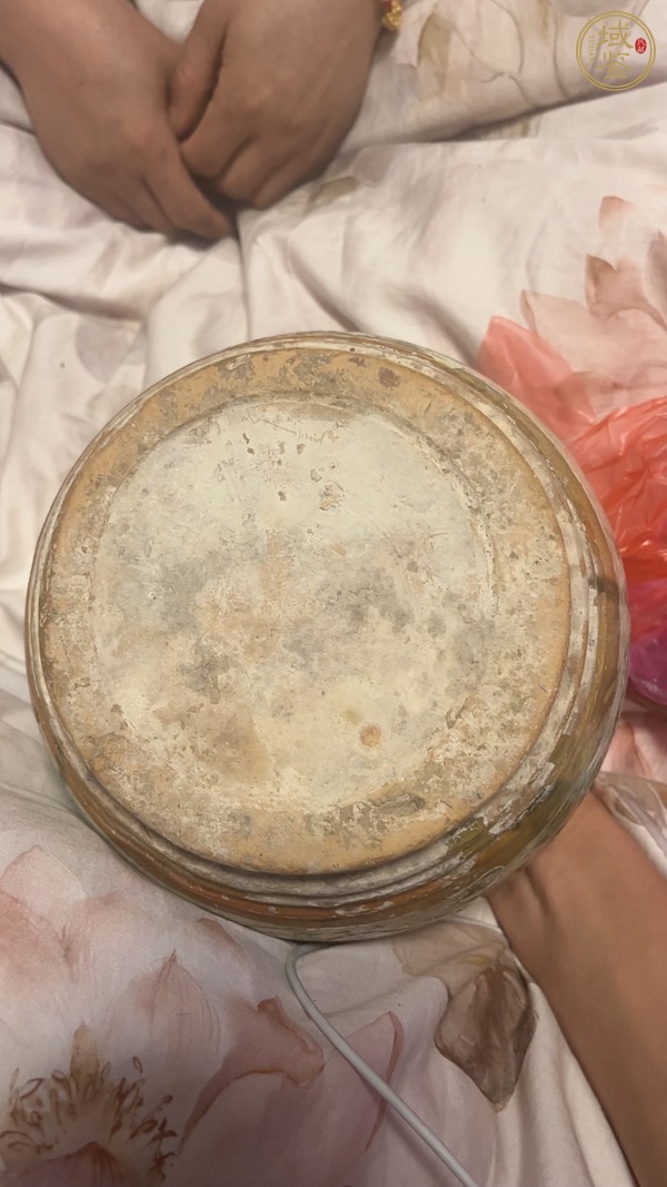 古玩刻花罐真品鑒賞圖