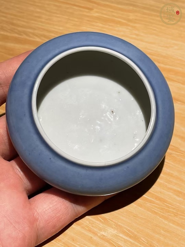 古玩陶瓷晚清天藍釉鏜鑼洗真品鑒賞圖