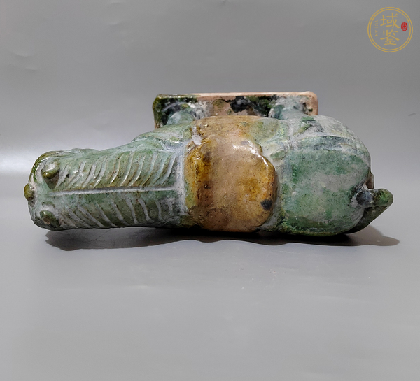 古玩陶瓷明三彩馬真品鑒賞圖