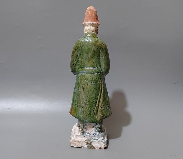 古玩陶瓷明三彩持帽人物俑拍賣，當前價格190元