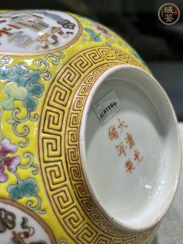 古玩陶瓷歲朝清供粉彩碗真品鑒賞圖
