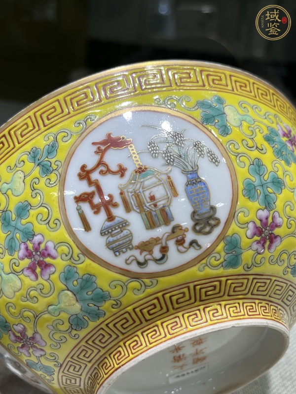 古玩陶瓷歲朝清供粉彩碗真品鑒賞圖