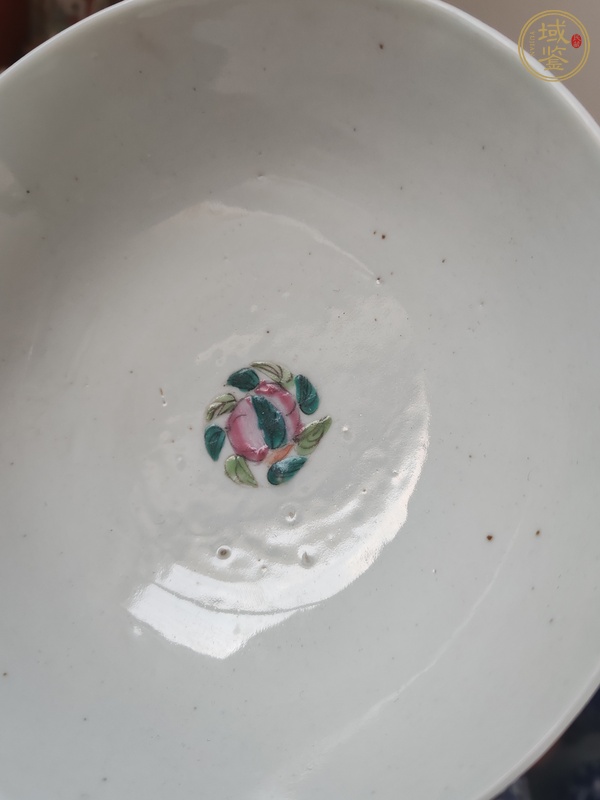 古玩陶瓷粉彩花卉喜字紋碗真品鑒賞圖
