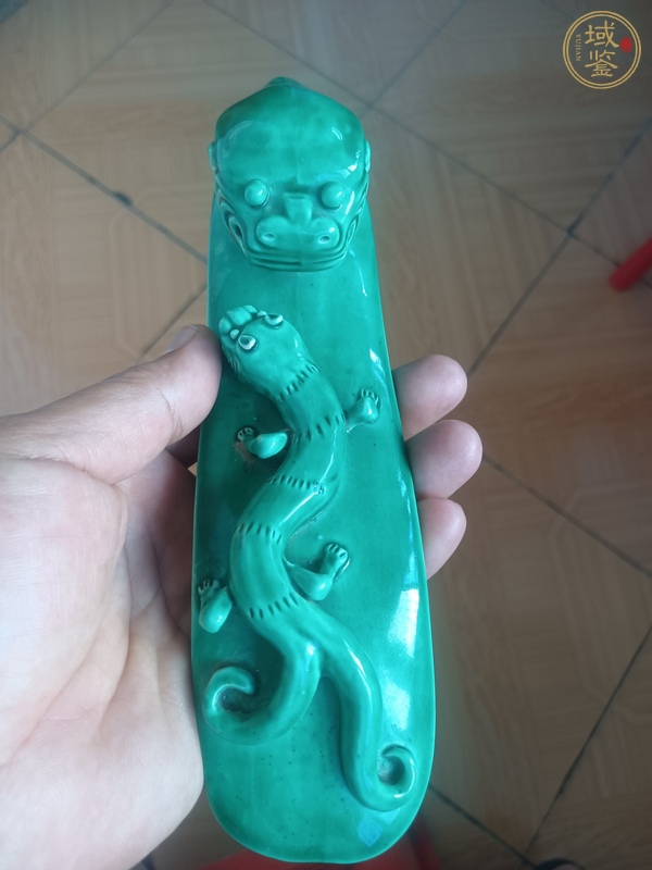 古玩綠釉蒼龍教子帶鉤真品鑒賞圖