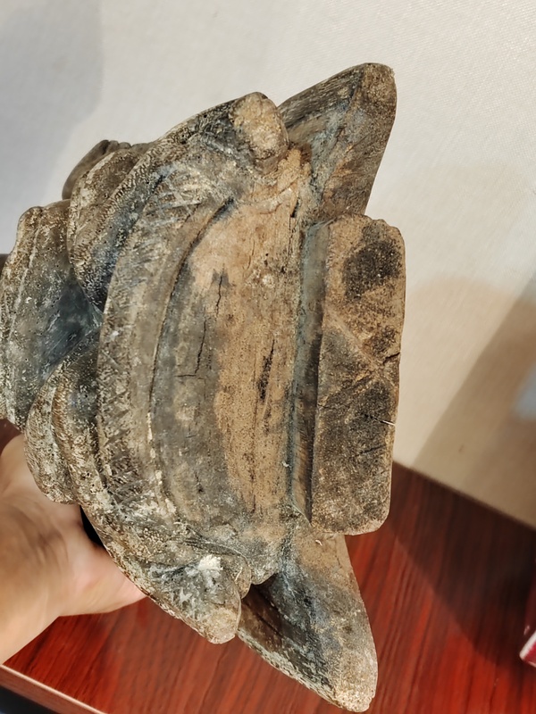 古玩雜項金翅大鵬鳥木雕拍賣，當(dāng)前價格12000元