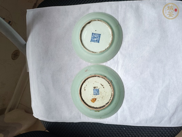 古玩陶瓷豆青釉盤真品鑒賞圖