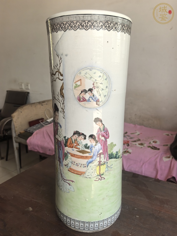 古玩陶瓷粉彩仕女人物帽痛真品鑒賞圖